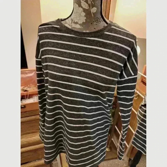 - Lou & Grey Striped Oversized Top - Picture 1 of 6